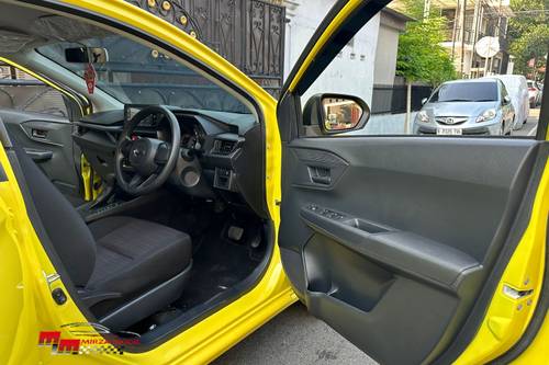 2023 Daihatsu Ayla 1.2L R AT