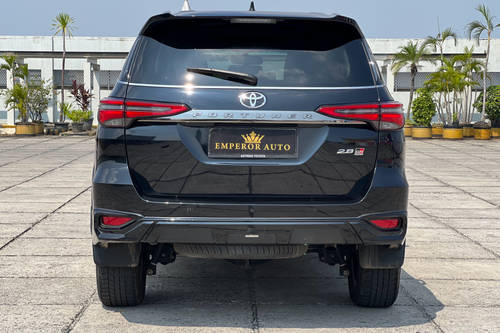 2022 Toyota Fortuner 4x2 2.8 GR Sport AT DSL