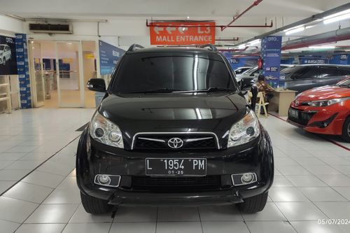 Second Hand 2010 Toyota Rush  S AT