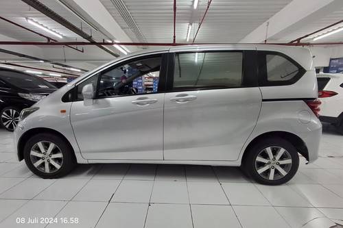 2009 Honda Freed  EA/T