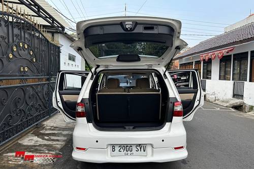 2018 Nissan Grand Livina XV HWS AT