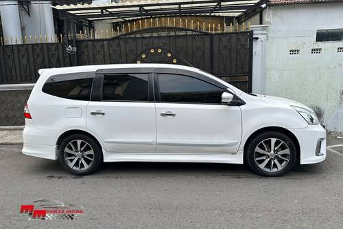 2018 Nissan Grand Livina XV HWS AT