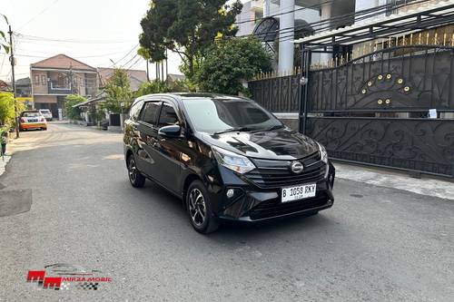 2022 Daihatsu Sigra 1.2 R MT bekas