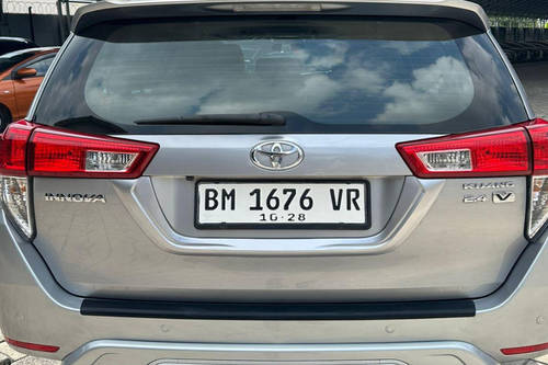 Dijual 2018 Toyota Innova 2.4L V Diesel MT bekas