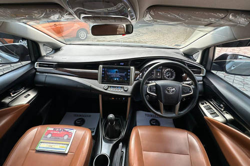 Dijual 2018 Toyota Innova 2.4L V Diesel MT bekas