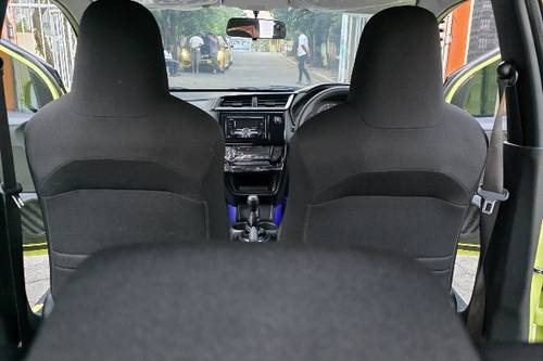 Beli mobil bekas