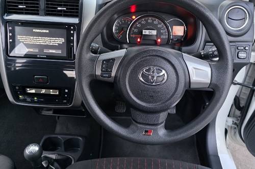 Beli mobil bekas