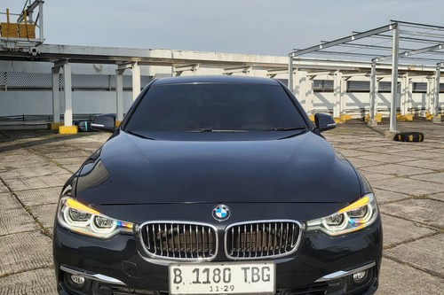 2018 BMW 3 Series Sedan 320i Sport bekas