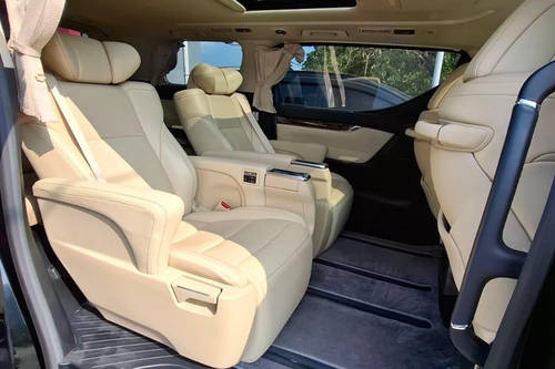 Dijual 2020 Toyota Alphard 2.5 G A/T bekas