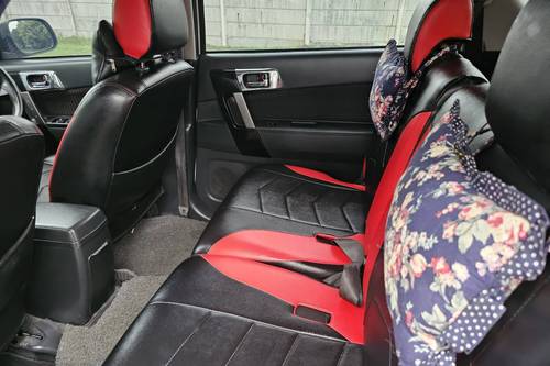 2017 Daihatsu Terios R M/T tua