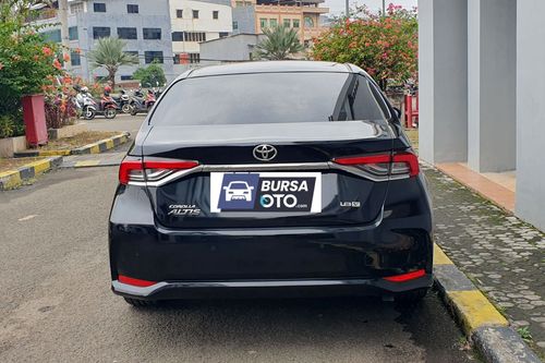 Dijual 2020 Toyota Corolla Altis V AT bekas
