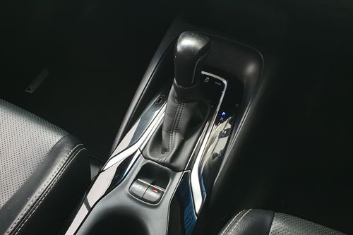 2020 Toyota Corolla Altis V AT bekas