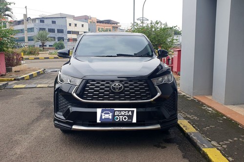 Used 2023 Toyota Kijang Innova Zenix Hybrid EV 2.0L V HV CVT Modellista