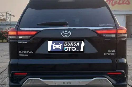 Dijual 2023 Toyota Kijang Innova Zenix Hybrid EV 2.0L V HV CVT Modellista bekas
