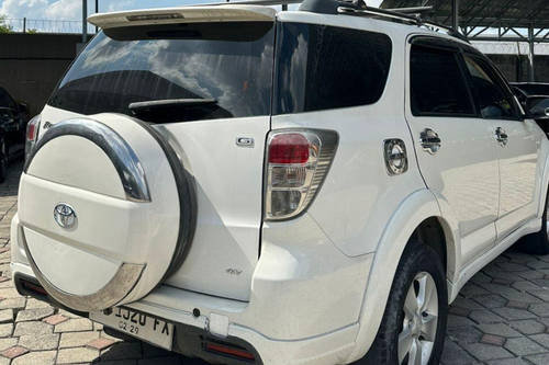 Beli mobil bekas
