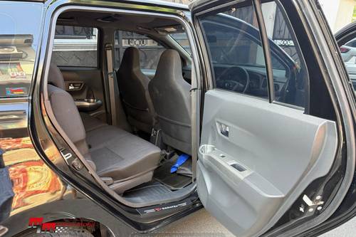 2023 Daihatsu Sigra 1.2 R DLX AT bekas