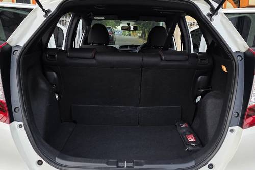 Dijual 2020 Honda Jazz RS CVT bekas