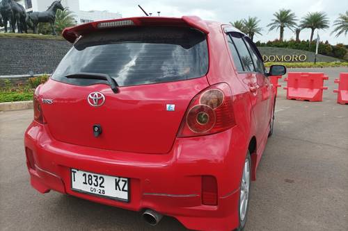 2013 Toyota Yaris E AT bekas