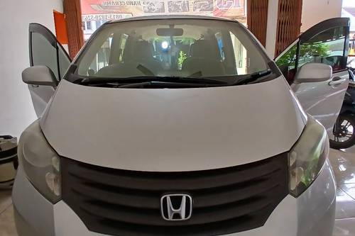 2011 Honda Freed GB3 1.5 S AT CKD bekas