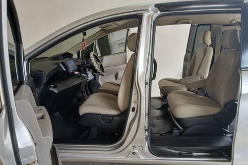 Beli mobil bekas