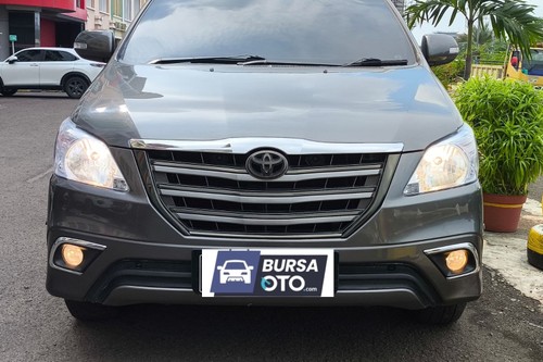 2013 Toyota Kijang Innova 2.5 V AT DIESEL bekas