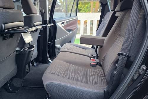 Beli mobil bekas