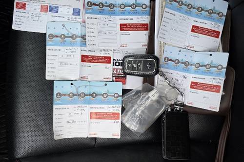 Dijual 2021 Toyota Kijang Innova 2.4 Q A/T DIESEL VENTURER BASIC bekas