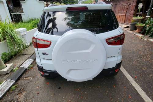 Dijual 2015 Ford Ecosport Titanium1.5L AT bekas