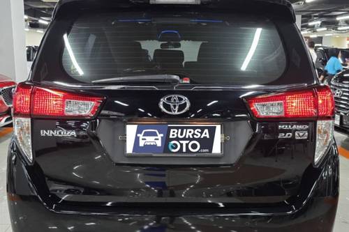 Dijual 2022 Toyota Innova BENSIN V 2.0 AT bekas