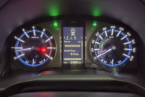 2022 Toyota Innova BENSIN V 2.0 AT bekas
