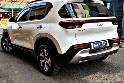 2022 Kia Sonet Premiere tua