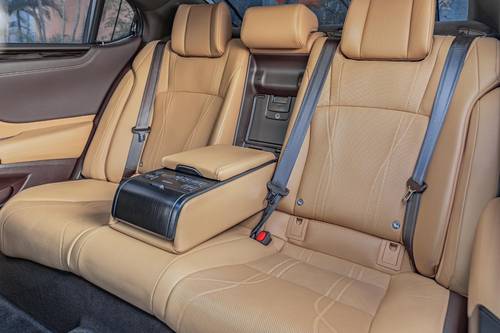 2019 Lexus ES 250 bekas