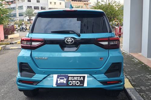 Dijual 2023 Toyota Raize 1.0 Turbo GR Sport CVT bekas