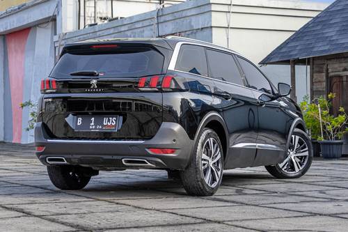Beli mobil bekas