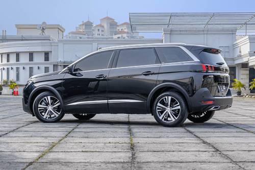 2021 Peugeot 5008 Allure Plus tua