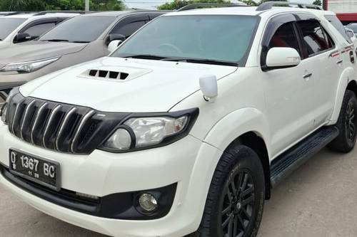 2012 Toyota Fortuner 2.5L G VNT TRD Diesel AT tua