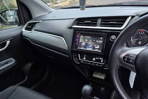 Beli mobil bekas