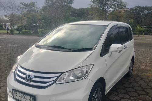 2015 Honda Freed PSD tua