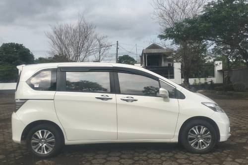 Beli mobil bekas