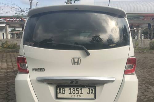 2015 Honda Freed PSD tua