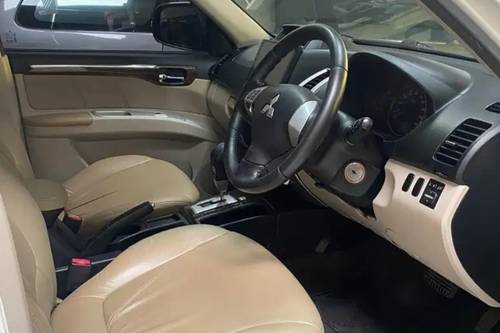 2015 Mitsubishi Pajero Sport Exceed AT 4x2 tua