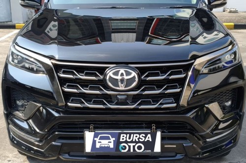 2021 Toyota Fortuner 2.4 GR Sport AT bekas