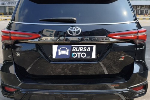 Dijual 2021 Toyota Fortuner 2.4 GR Sport AT bekas