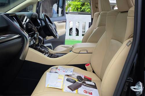 2021 Toyota Alphard 2.5 G A/T bekas