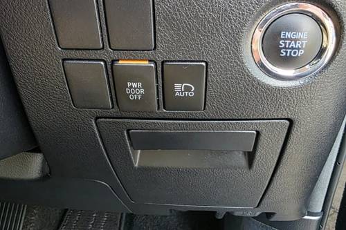 2021 Toyota Alphard 2.5 G A/T tua