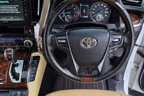 2021 Toyota Alphard 2.5 G A/T tua