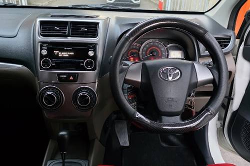 Beli mobil bekas