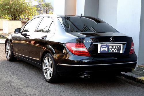 2013 Mercedes Benz C-Class Sedan C 200 CGI Avantgarde tua