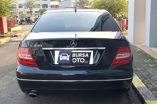 Dijual 2013 Mercedes Benz C-Class Sedan C 200 CGI Avantgarde bekas