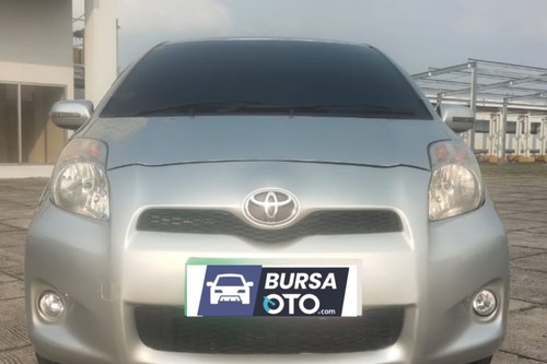 Used 2013 Toyota Yaris  E AT